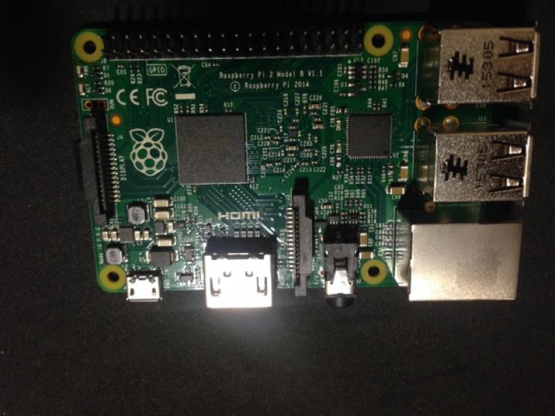 raspberry pi 2 Model B. 1GB RAM, Quad Core CPU